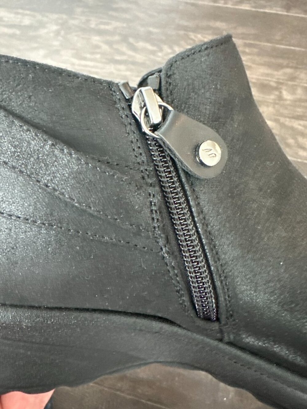 Skechers Women's Relaxed Fit: Lovely Vibe - Moonlight Booties Sz 11 - Picture 13 of 13